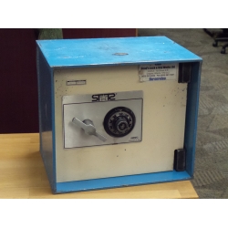 Amsec B1500 Super Brute Solid Steel Combination Mini Safe